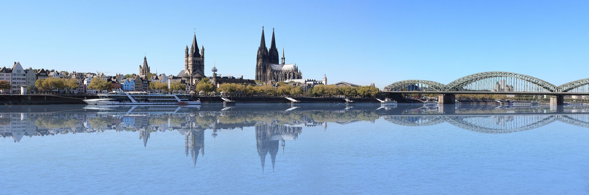 Kfz-Sachverständiger für geprüfte Fahrzeugbewertungen bei Köln Kfz-Sachverständiger für geprüfte Fahrzeugbewertungen bei Köln